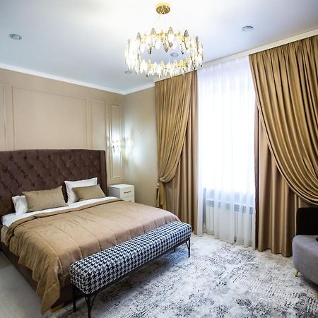 El-Tau Hotell Ekibastuz Eksteriør bilde