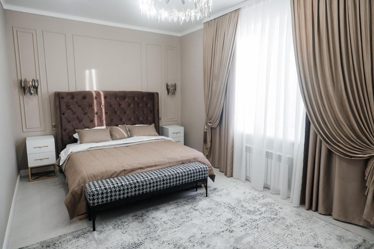 El-Tau Hotell Ekibastuz Eksteriør bilde